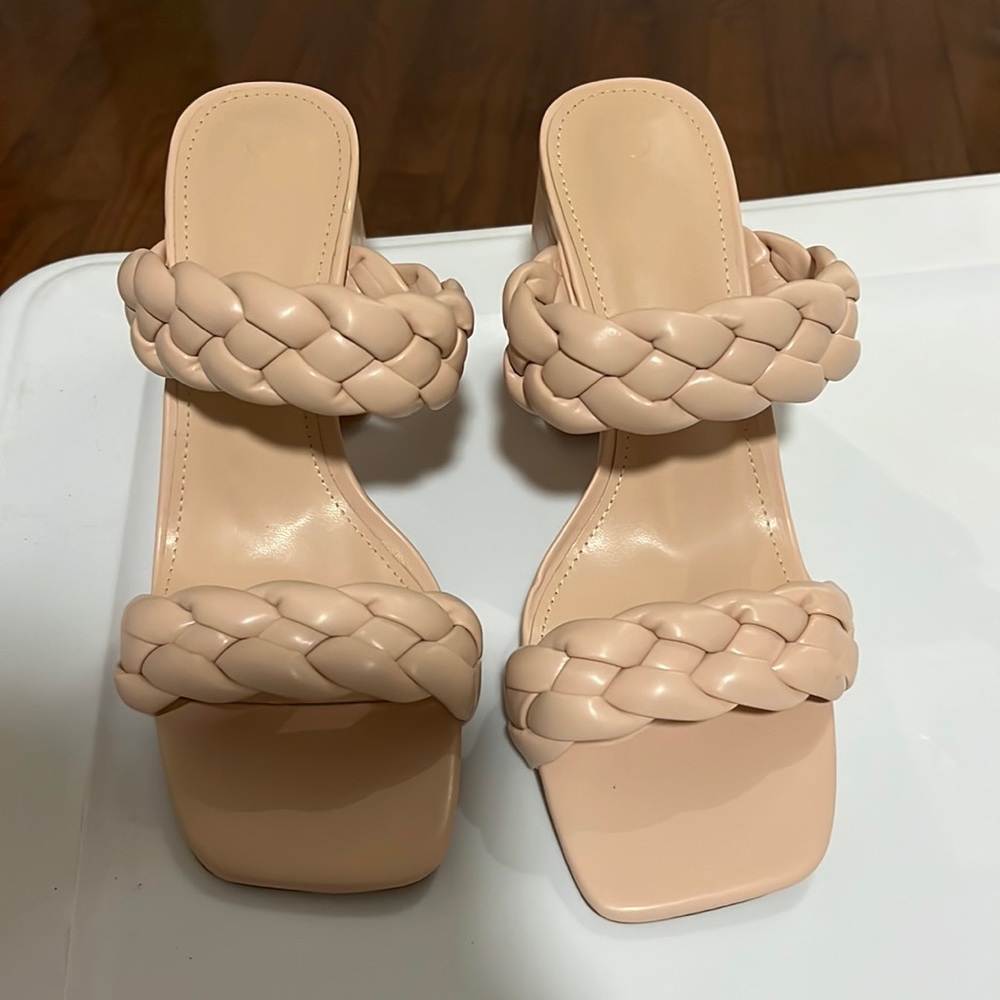Chunky heels